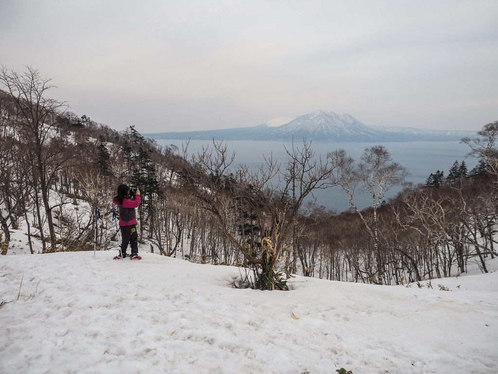Mt. Ichankoppe ski touring and winter camping (Hokkaido, Japan)