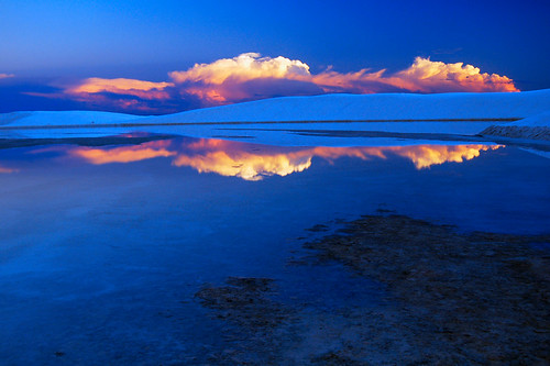 blue sunset cloud newmexico reflection water 1025fav whitesands 100v10f