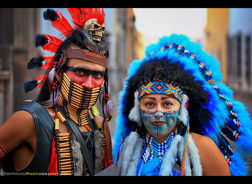 native portrait indian traditional costume american ethnic culture face tribal headdress people feather dress adult man tribe girl head model paint warrior apache beautiful indigenous decoration woman female nationality attractive samantoniophotography
