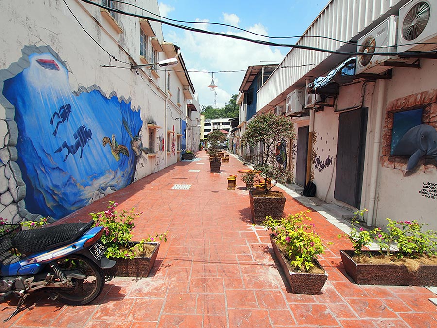<img src="street-art-in-mersing-updated-tioman-island-malaysia.jpg" alt="Street Art in Mersing Updated, Tioman Island, Malaysia" /> 