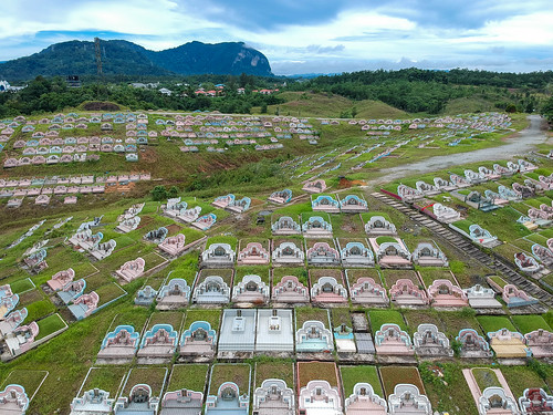 cemetery chinesecemetery malaysia borneo