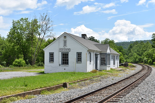 goshen trains railroad depot csx station