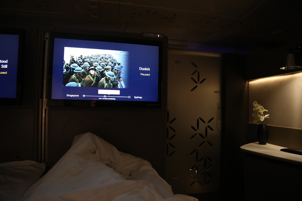 Singapore Airlines First Class Suites bed