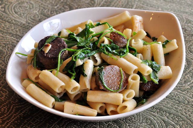 Penne with Arugula and Sausages
