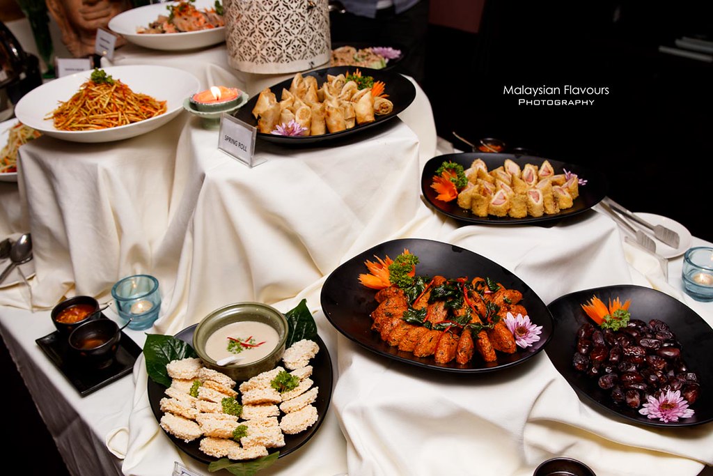 Rama V Thai dinner buffet