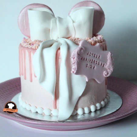 Cake by Larbi Bakery