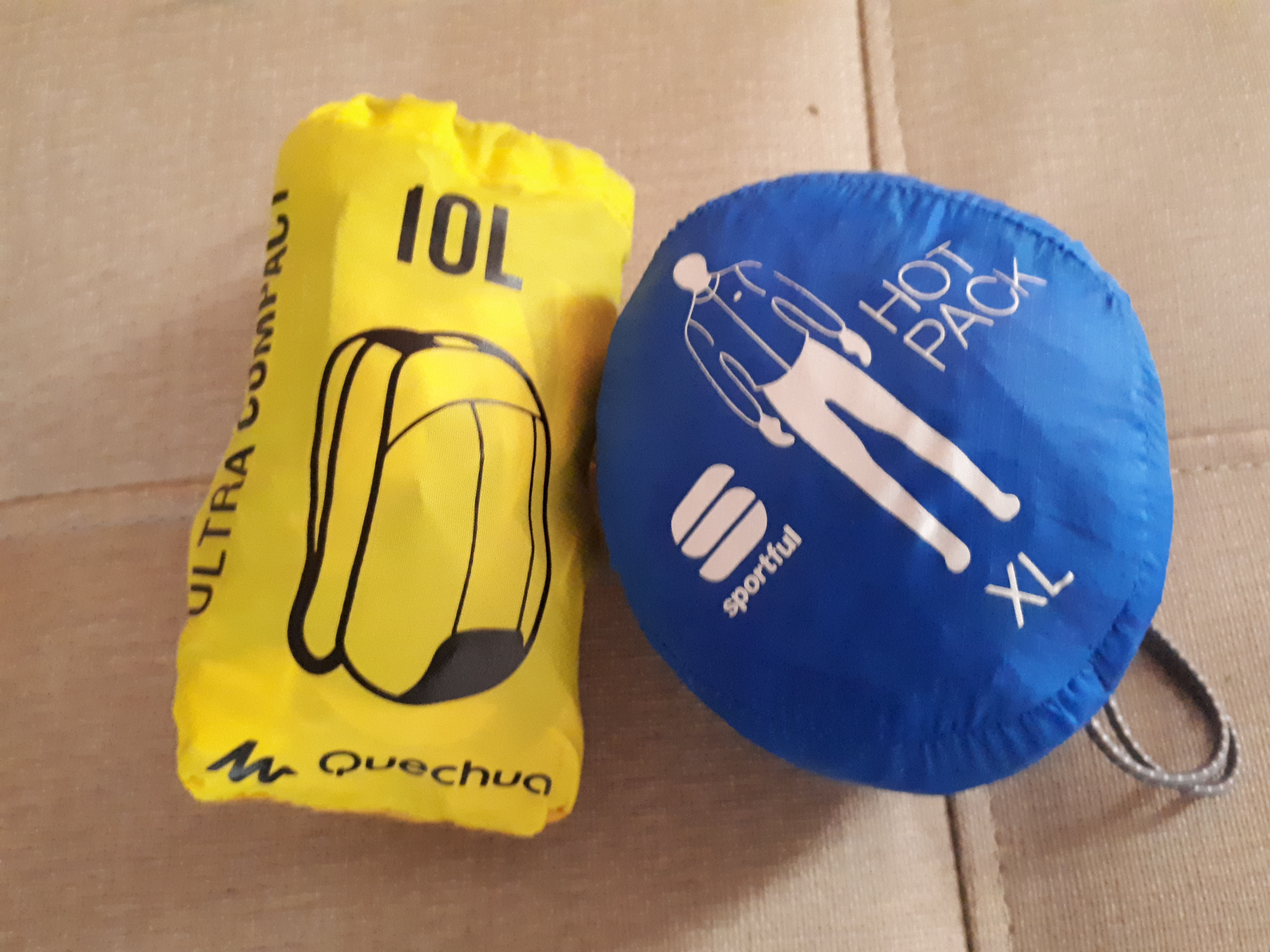 quechua ultra compact bag