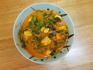 Creamy Spinach Curry with Tofu Paneer