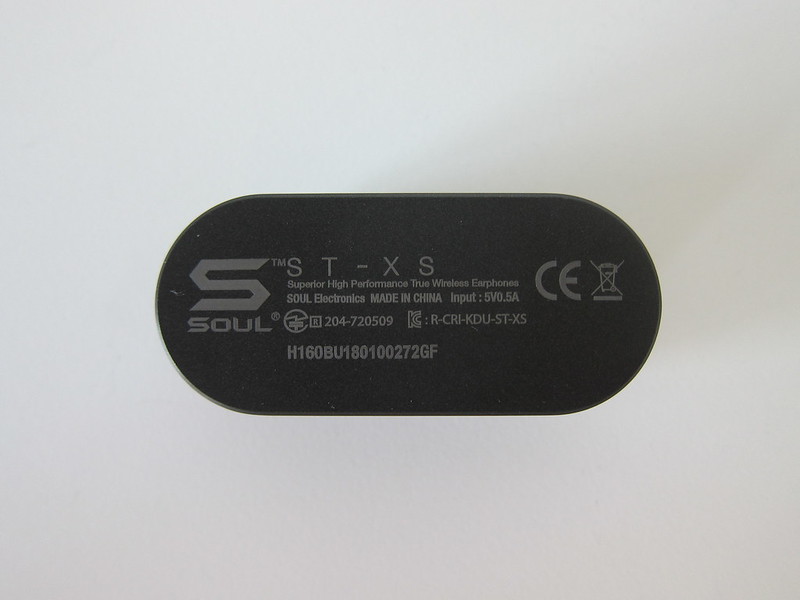 Soul ST-XS Wireless Earphones - Charging Case - Bottom