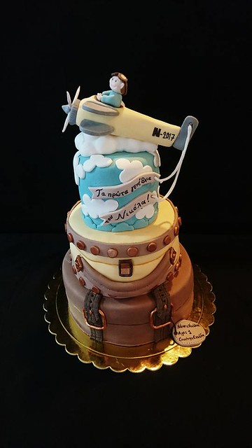 Pilot's Cake by The sweet N