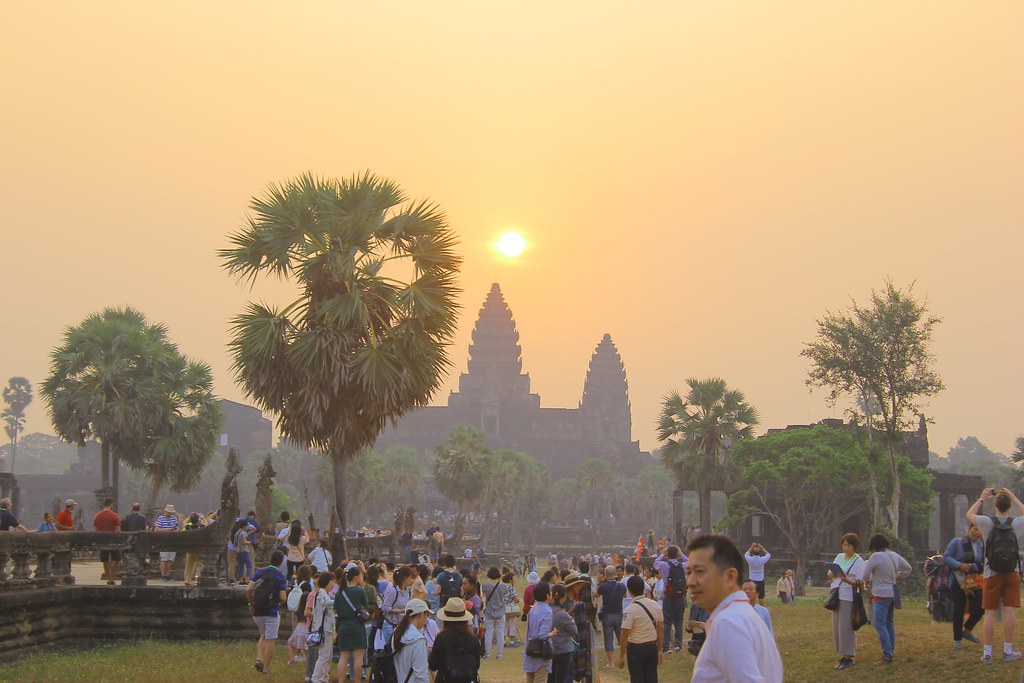 Crowds at Angkor Wat - low season