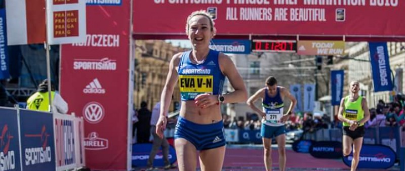 Vrabcová udolala český rekord v půlmaratonu