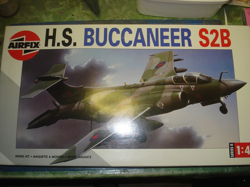HS Buccaneer S2B - Airfix 1/48 40452165494_de5912905c_b
