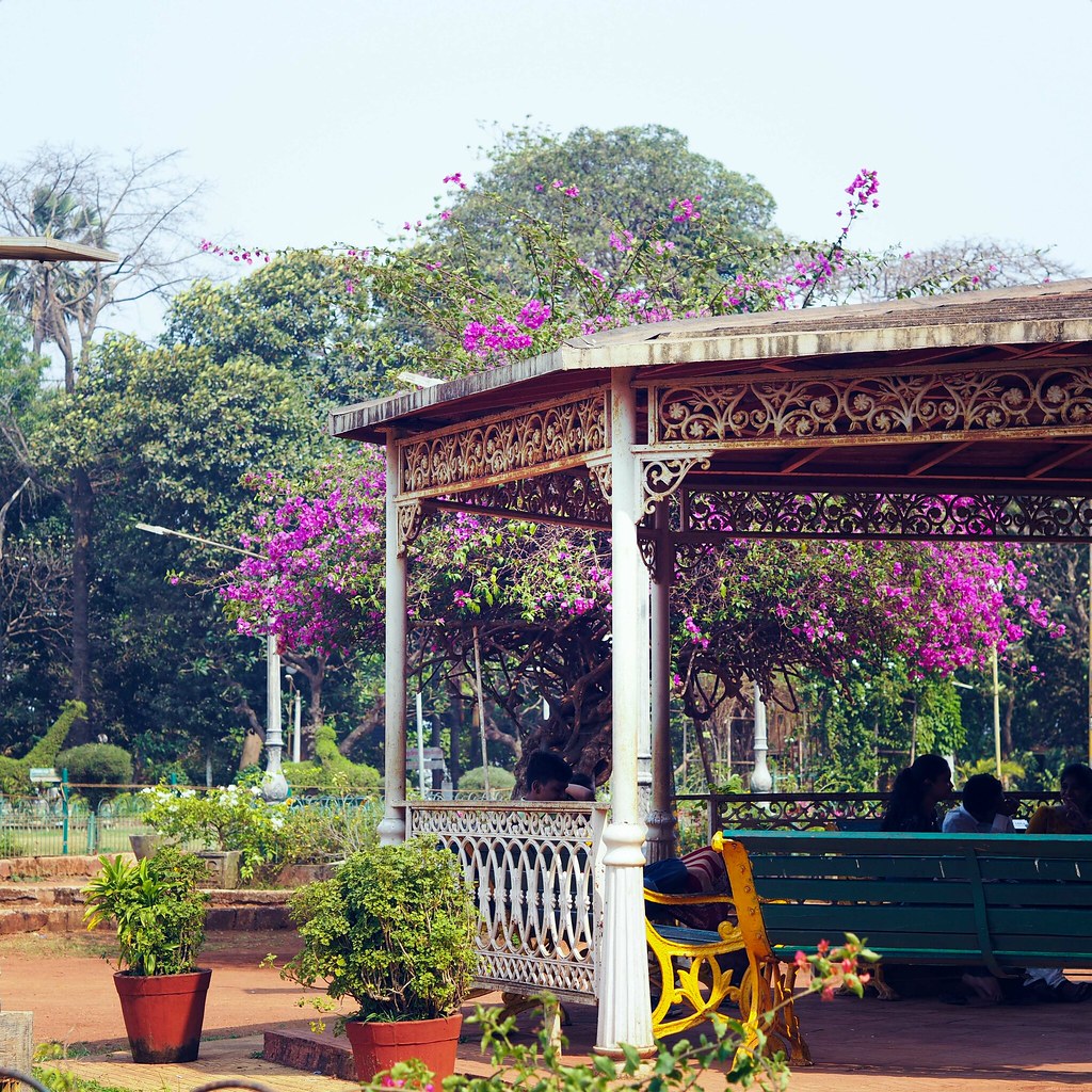 Hanging Gardens of Mumbai Fashionicide India Guide_effected