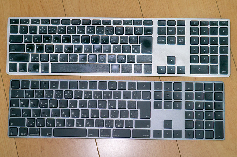 黒い…どこまでも黒い……スペースグレイのテンキー付きMagic Keyboardを 