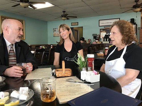 04-10-18 Mayor Madden visit to Carol's Place & The Eatery