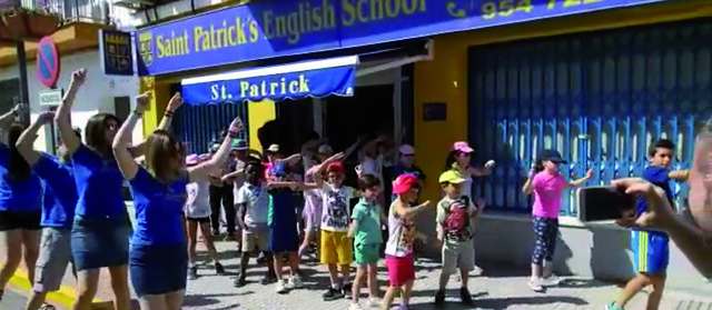 Flashmob de la escuela de inglés Saint Patrick