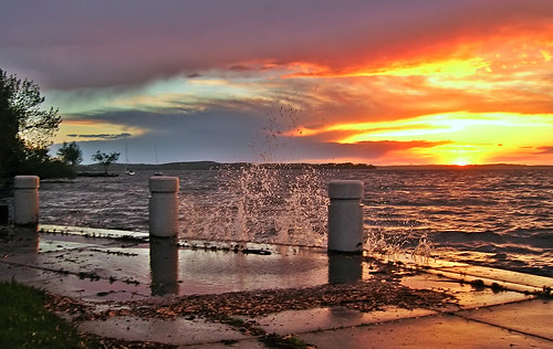 madison wisconsin lake mendota water waves sunset