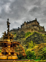 Edinburgh fountain #2 (HDR)