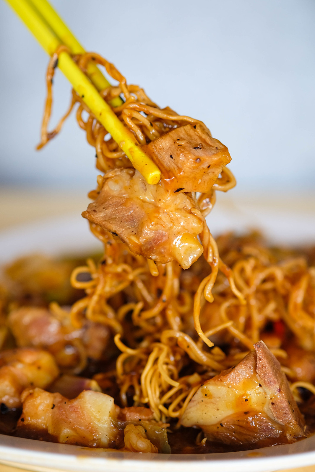 wong hing kitchenette Fried Mee close up