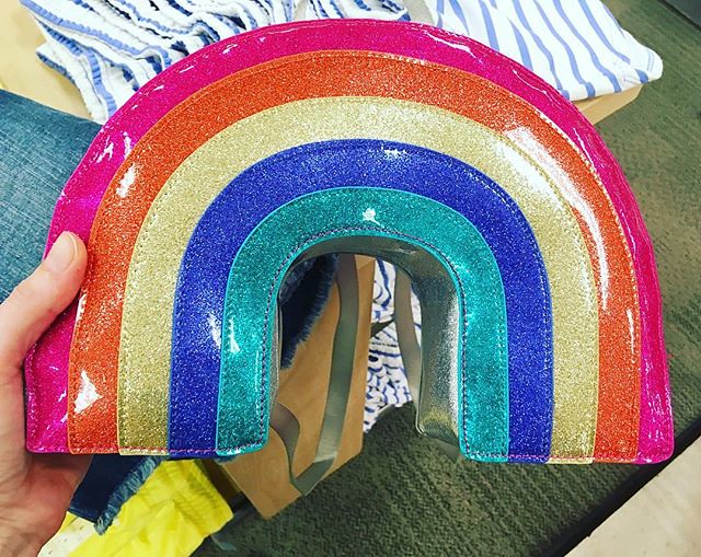 Oh man, I would have been all over this glitter rainbow backpack as a baby raver. Now as an “adult”, I found myself fighting to not buy it. 🌈✨
