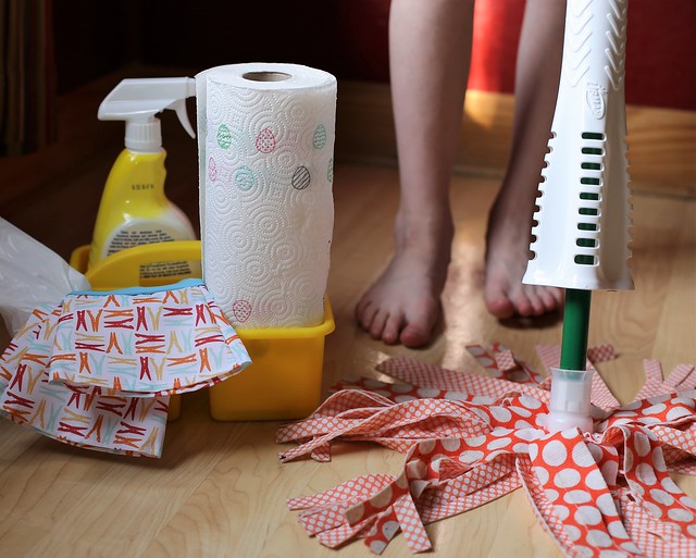 5 Easy Ways To Get Kids To Help With Spring Cleaning