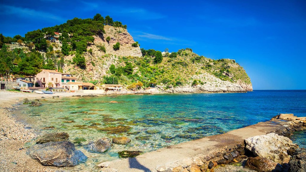 Sicily - The Most Romantic Honeymoon Destinations in Europe (planningforeurope.com) (3)