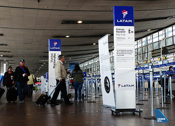 LATAM pasajeros ingreso check-in doméstico SCL (RD)