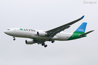 F-WWKH Airbus A330 Level