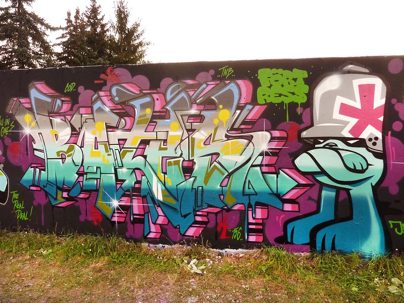 6-bates-graffiti-bandit_of_the_day-123klan-bandit1sm