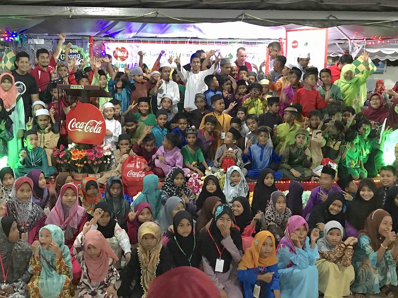Happy children after the iftar event at MYDIN Kubang Kerian