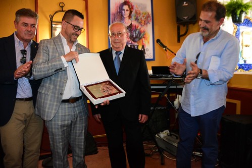 Premios Salmedina a la gastronomía local para El Carrillo y José Benítez Calvo