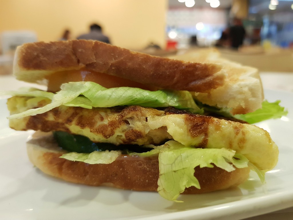 猪皮三文治 Pork Chop Sandwich $9 @ 百味园 Brunch Kitchen KL Wisma Cosway