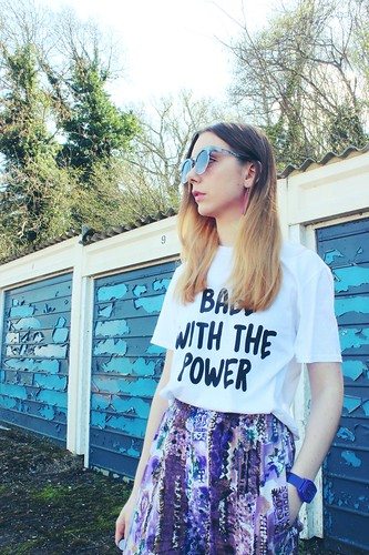 Babe with the power tshirt Nastygal and Vintage trousers 2