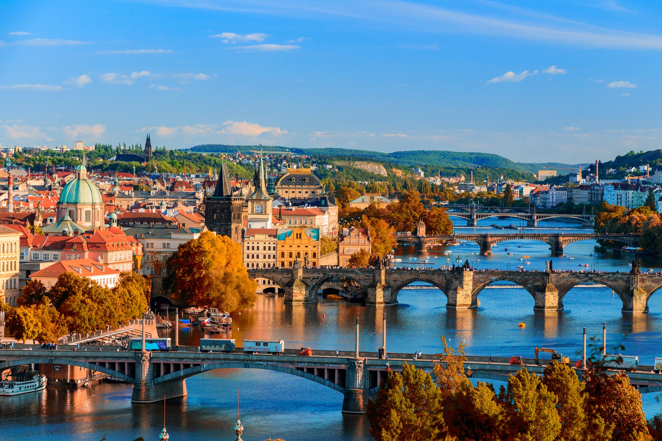Prague travel guide for first-time visitors - Best Places to Visit in Europe - planningforeurope.com (1)