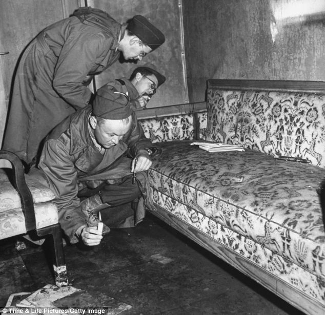 he sofa on which Adolf Hitler and Eva Braun committed suicide in theFührerbunker, Berlin, on April 30, 1945.