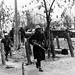 Caucaz/Frontul de Est (octombrie 1942). Soldați ai Armatei Române în timpul unei razii într-un sat din Caucaz.