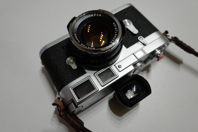 Voigtlander NOKTON Classic 40mm f1 4+Leica M3+Voigtlander 40mmファインダー外観軍艦部