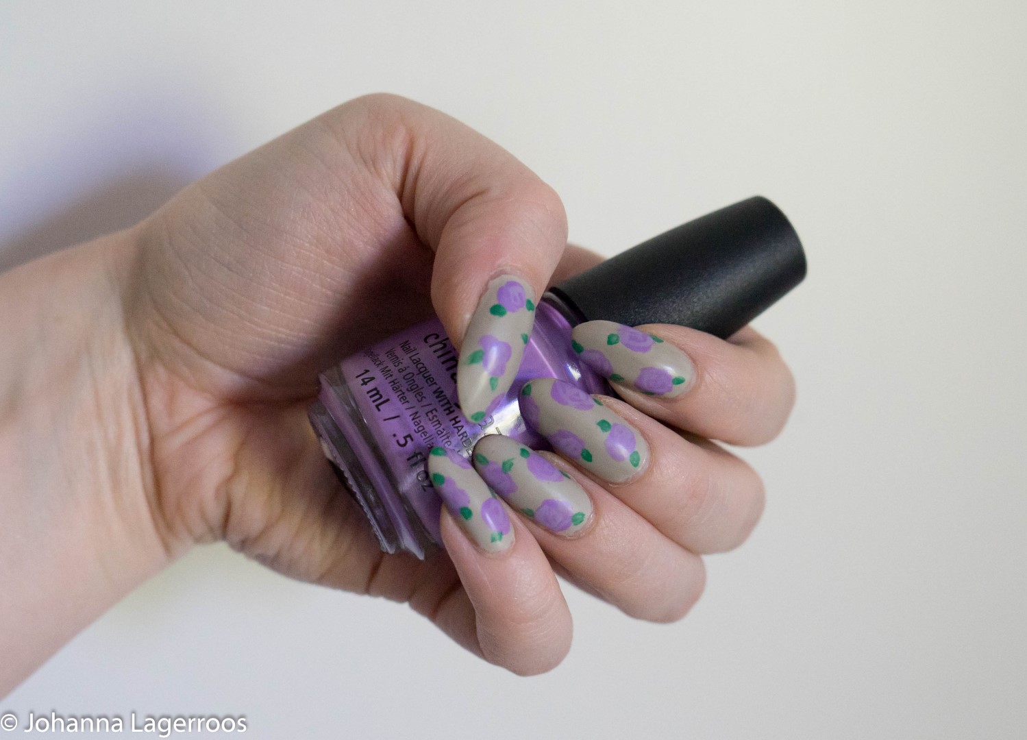 matte floral nails