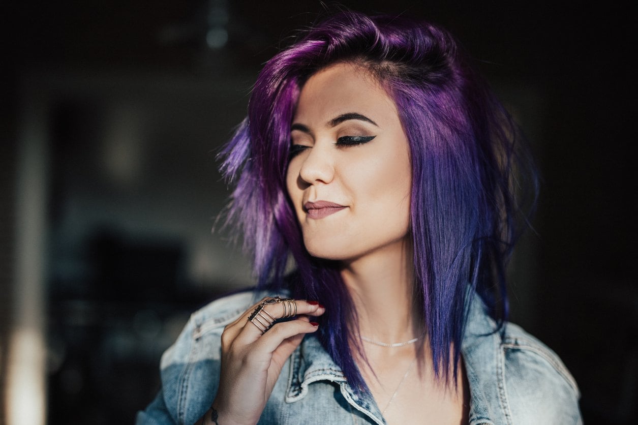Purple Highlights Hairstyles -Sparkle With This Styles And Ideas 4