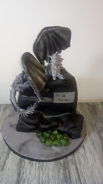 Dragon Cake by Sev Morand of Gourmandises et BlaBla