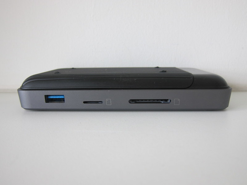 HyperDrive 7.5W Wireless Charger USB-C Hub - Left
