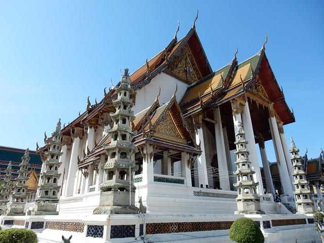 Más Bangkok: Wat Suthat, Golden Mount, Jim Thompson, Santuario Erawan y Patpong - TAILANDIA POR LIBRE: TEMPLOS, ISLAS Y PLAYAS (64)