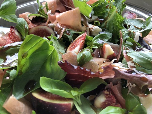 fig prosciutto salad close-up