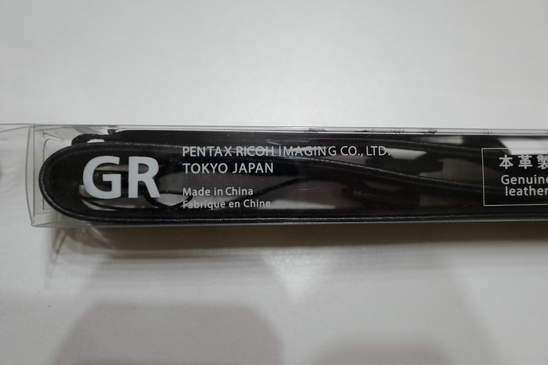 Ricoh GS 3 GRシリーズネックストラップパッケージロゴ