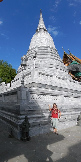 Más Bangkok: Wat Suthat, Golden Mount, Jim Thompson, Santuario Erawan y Patpong - TAILANDIA POR LIBRE: TEMPLOS, ISLAS Y PLAYAS (5)