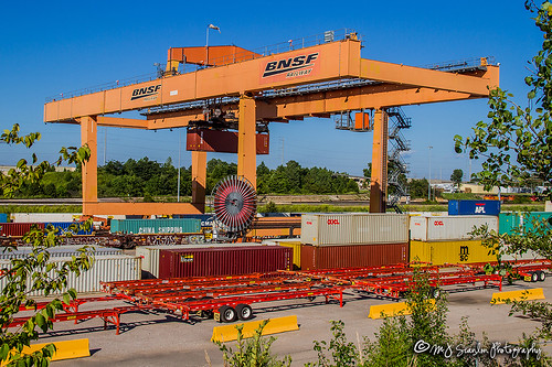 bnsftennesseeyard business canon capture cargo commerce container digital eos engine freight haul horsepower image impression intermodal landscape locomotive logistics mjscanlon mjscanlonphotography memphis merchandise mojo move mover moving outdoor outdoors perspective photo photograph photographer photography picture rail railfan railfanning railroad railroader railway scanlon steelwheels super tennessee track train trains transport transportation view wow ©mjscanlon ©mjscanlonphotography bnsfthayersouthsubdivision bnsfrailway