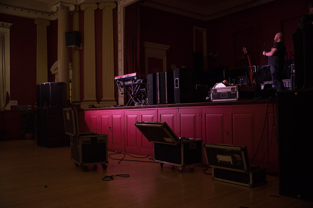 Band after the show. Wallsend Memorial Hall (UK), 14 Apr 2018 -00138