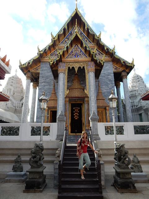 Más Bangkok: Wat Suthat, Golden Mount, Jim Thompson, Santuario Erawan y Patpong - TAILANDIA POR LIBRE: TEMPLOS, ISLAS Y PLAYAS (1)