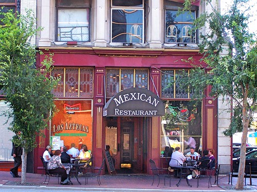 louisville ky kentucky mexican restaurant nrhp main street historic district onasill los aztecs downtown finest 1997 quesadillas burritos tacos fajitas temales lunch diner catering patio cast iron store frong stain glass windowcanopy view people watching west w